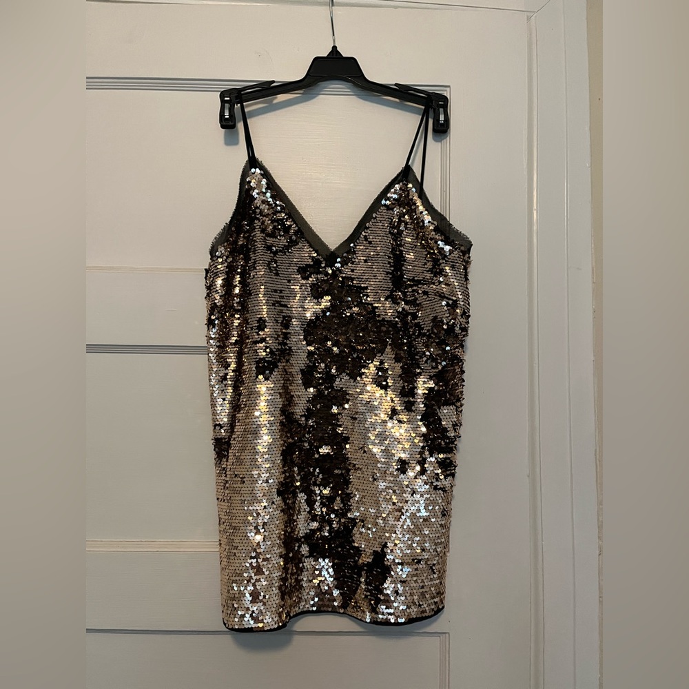 Sequin top! Like new